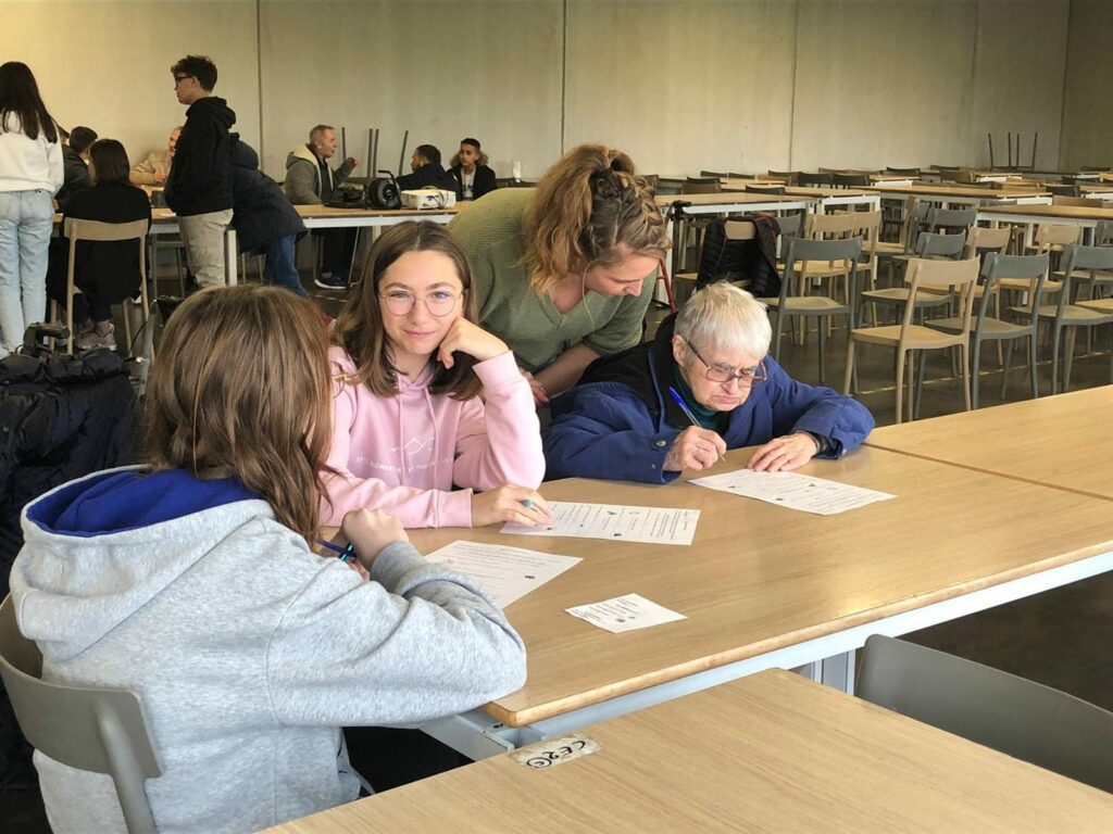 Au collège Notre Dame de la Renaissance de Somain DDEC Cambrai