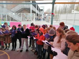 à l'école Sainte Anne de Sebourg, 8