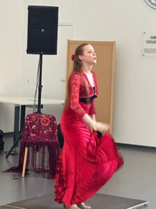 Spectacle de Flamenco pour les élèves du collège Saint Jean de Douai 2